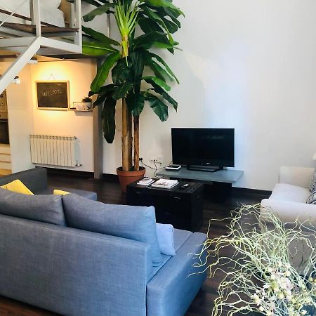 Lujoso Loft A 2Min A Pie Del Casco Historico Apartment Seville Luaran gambar
